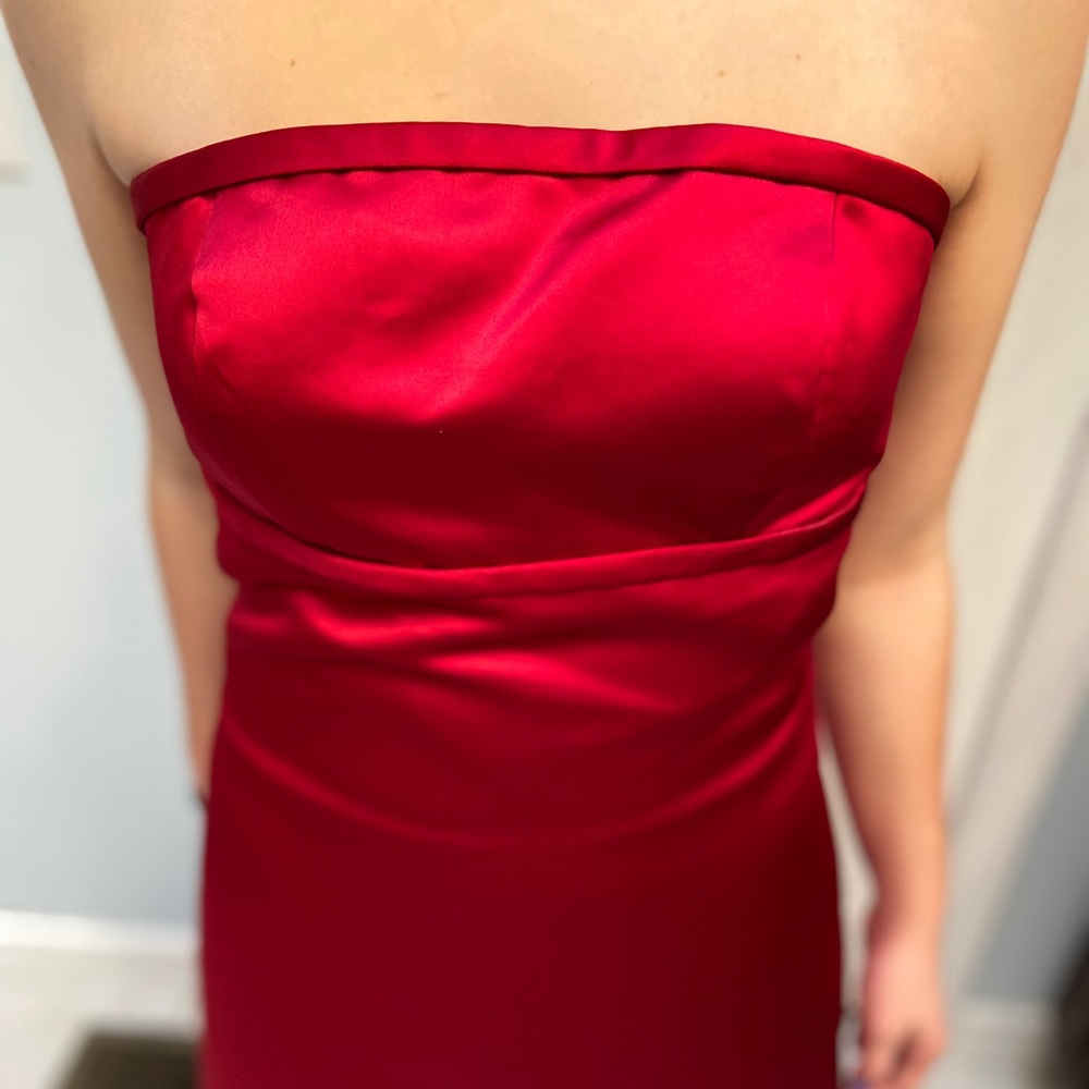 Size 4 - red satin Formal Dress